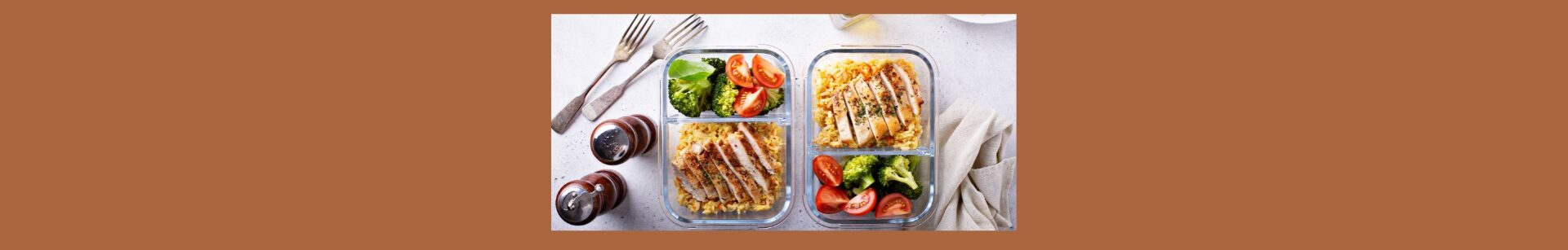How To Meal Prep For A Week Of Healthy Eating How To Meal Prep For A Week Of Healthy Eating.
Silver square, two clear containers, a small section and a larger section ( sliced chicken and rice, cut up pieces of broccoli and tomatoes in each. Brown and silver salt and pepper shakers, silverware, white napkin.